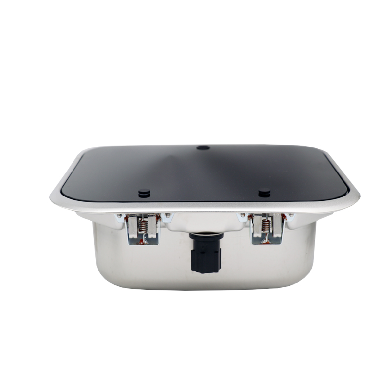 The Washbasin with Cover Goes Straight into The Water